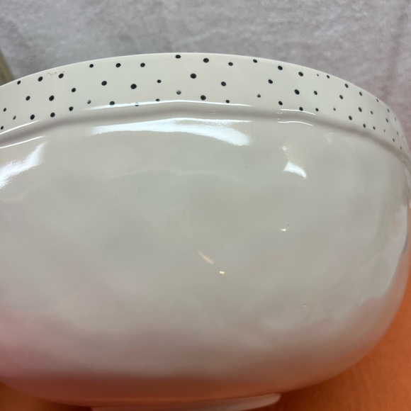 Rae Dunn I believe in celebrating large mixing bowl - birthday party decor - Picture 5 of 8